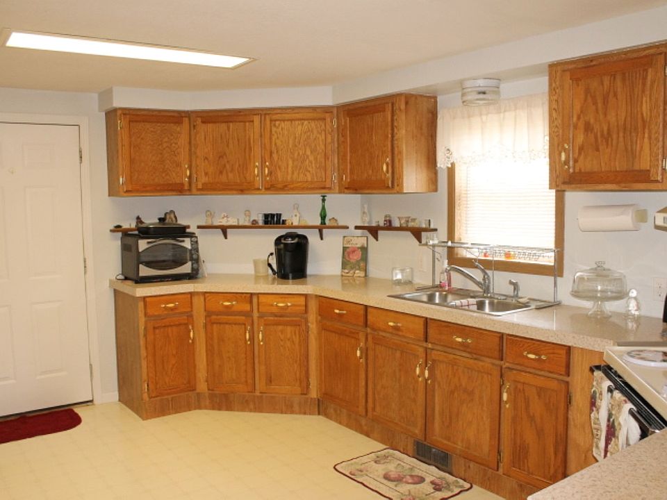 1st image of 317 E Leonard St