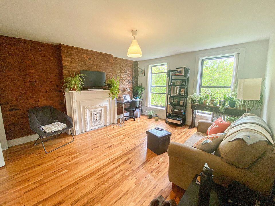 1st image of 312 Stuyvesant Ave APT 4