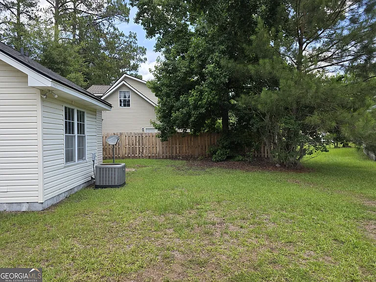 1213 Exley Dr — Photo 17