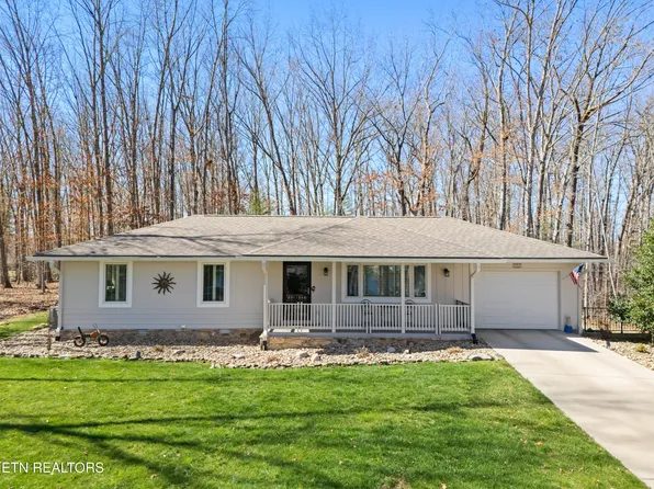 251 Lakewood Dr, Fairfield Glade, TN 38558