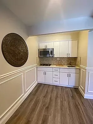 Rented by Compass | media 7