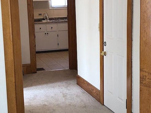 2nd image of 86 S Howell St #1