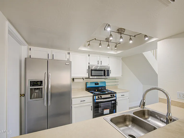 2019 W Lemon Tree Pl — Photo 21