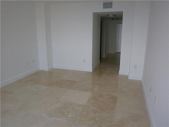 3rd image of 2333 Brickell Ave APT 2211
