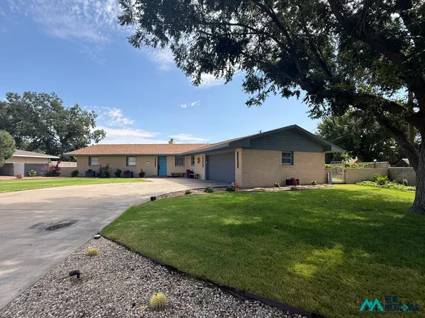 104 N La Cuesta Rd, Artesia, NM 88210