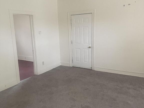 3rd image of 1105A W Hayes Ave