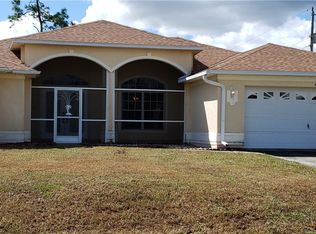 423 E Poinsettia Ave, Lehigh Acres, FL 33972