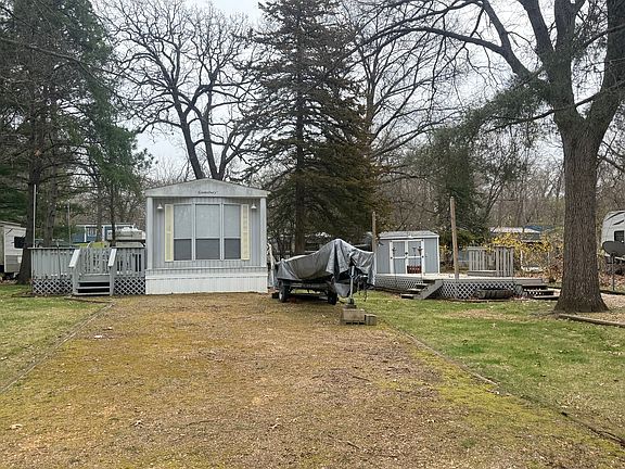 3rd image of 10-22/23 Woodhaven Lakes