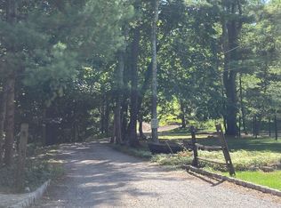 33 1st St, Califon, NJ 07830