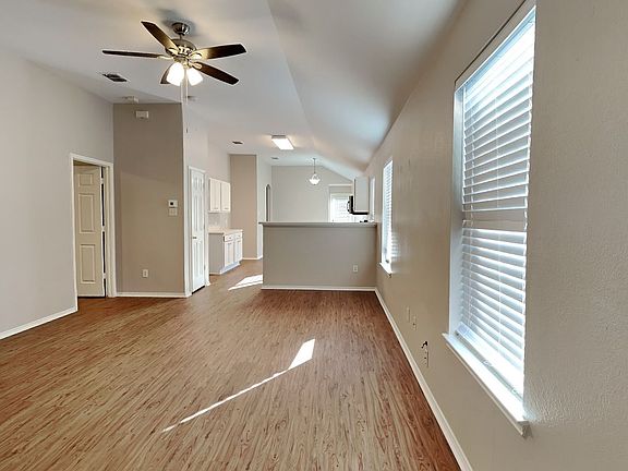 3rd image of 3013 Thicket Bend Ct