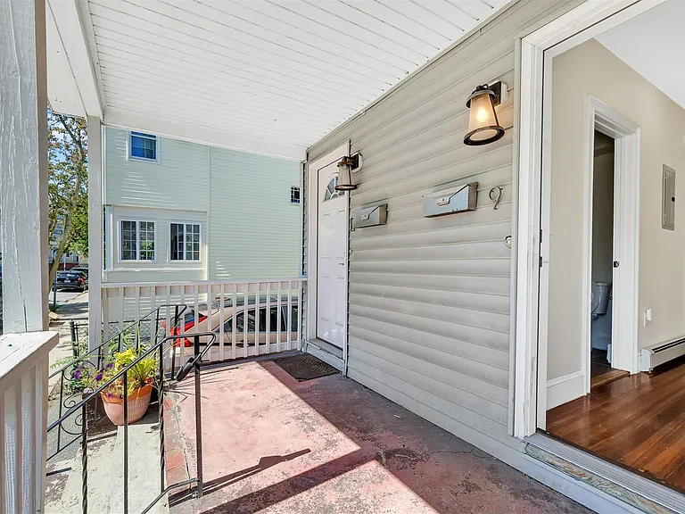 9 Winter Hill Rd — Photo 18