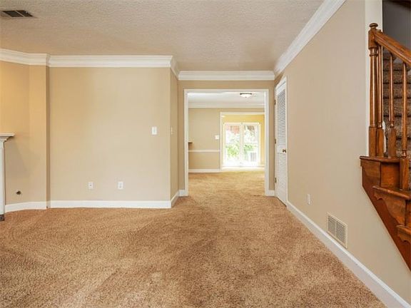 2nd image of 2670 Arbor Glen Pl