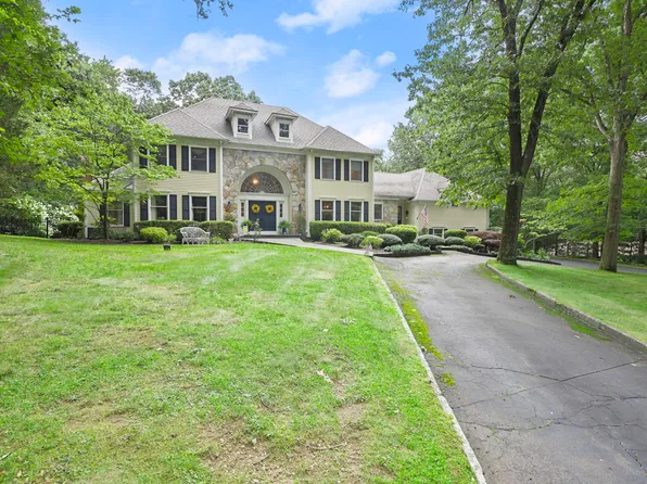 102 Bayberry Lane, Easton, CT 06612