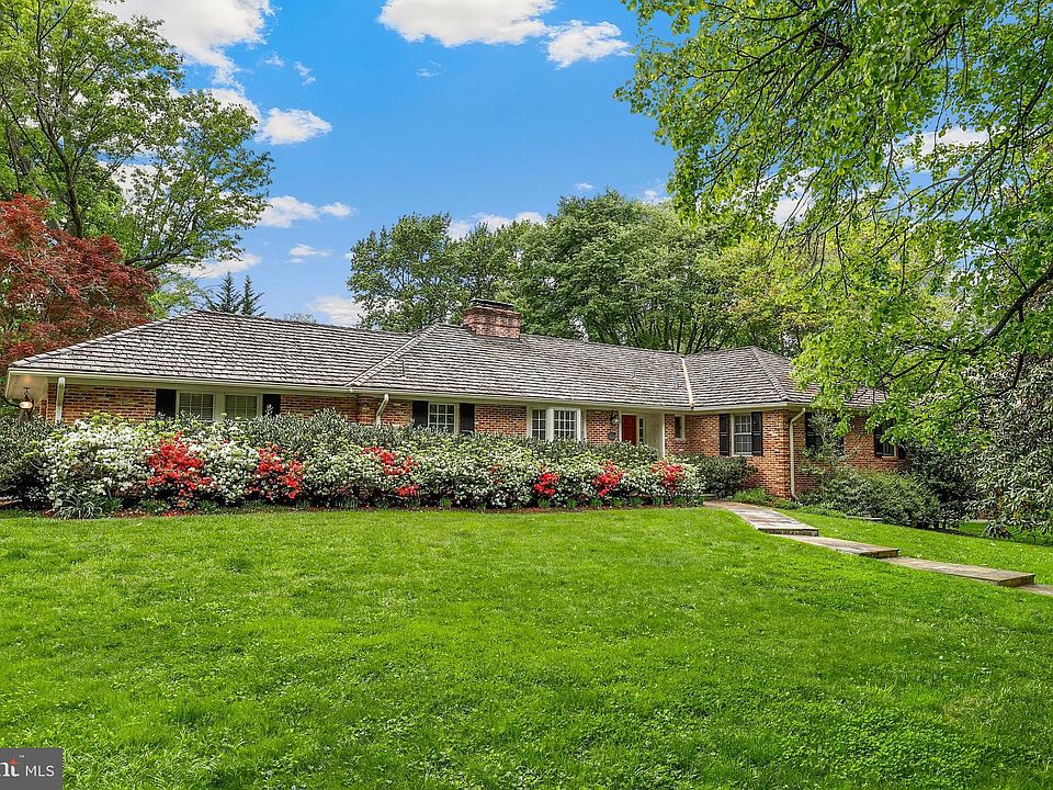 9300 Renshaw Dr, Bethesda, MD 20817 Zillow