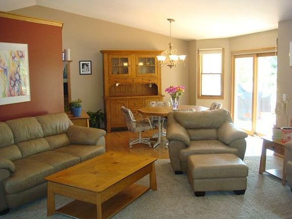 Cathedral Ceiling-New Carpet