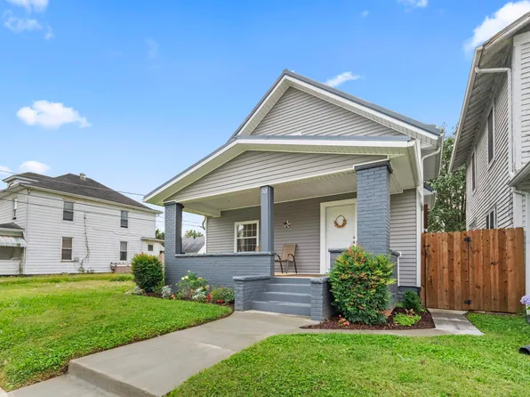 53 26th St, Huntington, WV 25703
