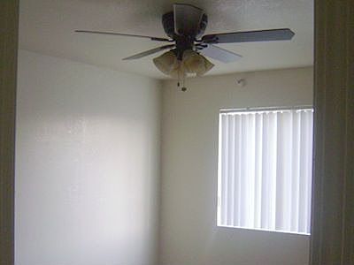 4th image of 4856 W 117th St APT 5