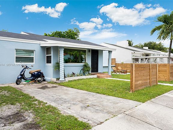 2nd image of 542 NW 49th St