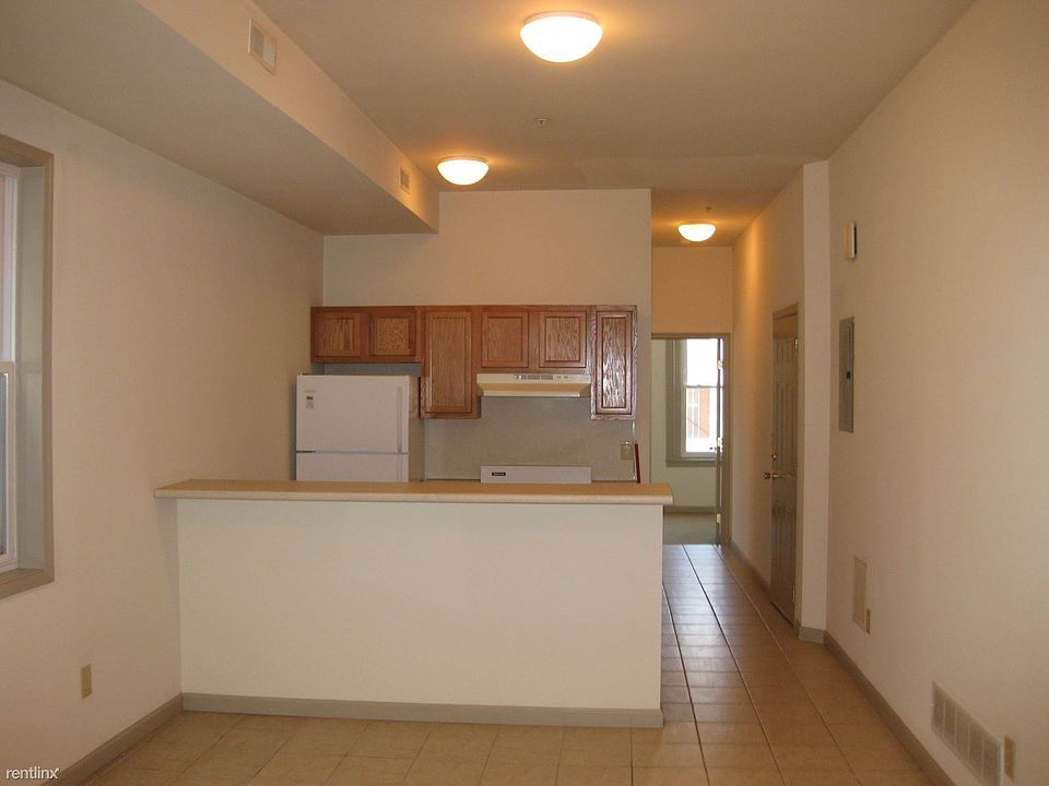 2nd image of 1428 W Susquehanna Ave
