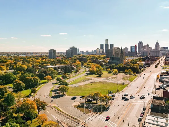 1920 Gratiot Ave, Detroit, MI 48207