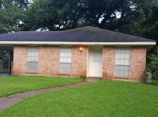 111 Homas Rd, Lafayette, LA 70501