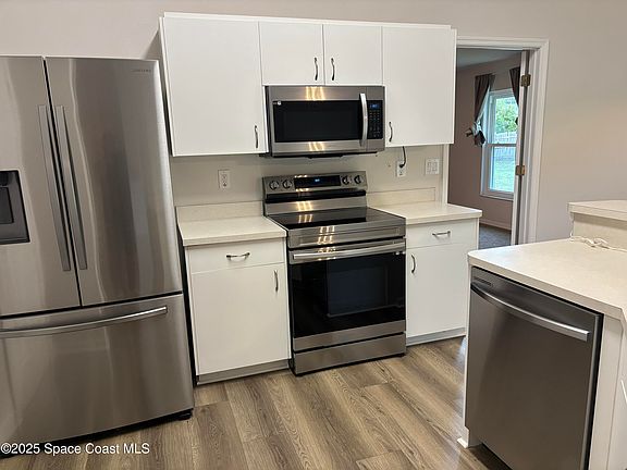 5th image of 280 Meehan Ave NW