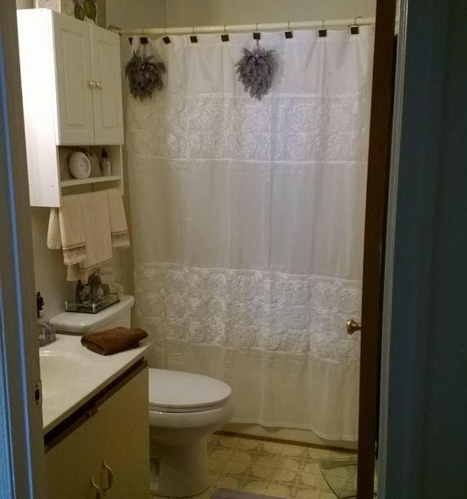 2nd image of 146 Center St