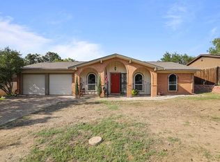 2008 Ming Dr, Edgecliff Village, TX 76134