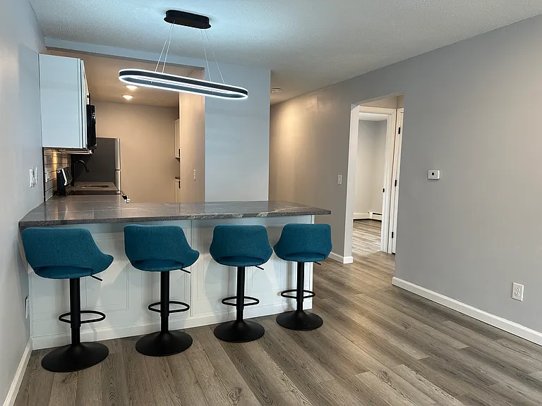 314 Oak St #7 — Photo 7