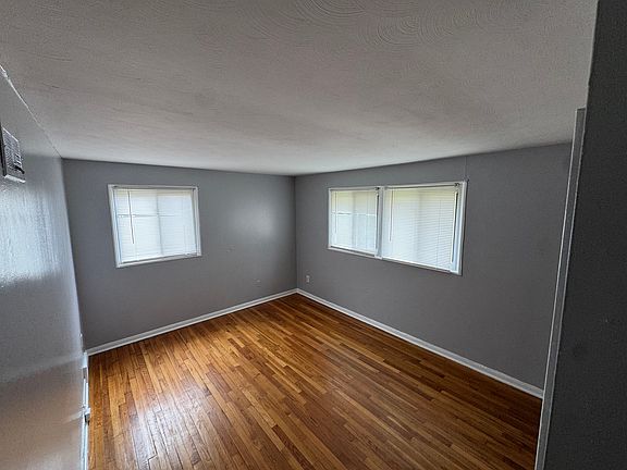 5th image of 261 Park Rd #3