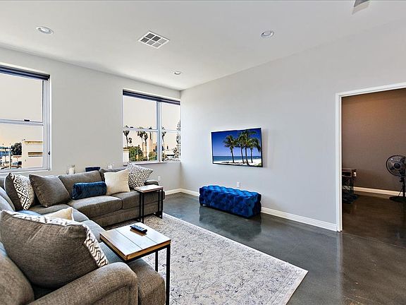 5th image of 435 W Center Street Promenade Unit 324