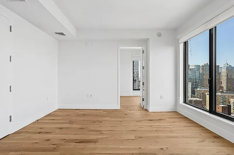 240 Willoughby Street — Photo 2