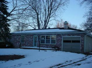 2318 Bradley Dr, Saint Joseph, MO 64503