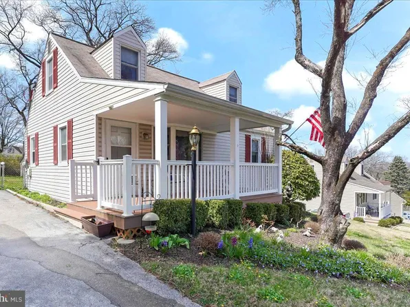 4 Longview Rd, Malvern, PA 19355