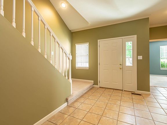 4th image of 3705 E Bridgewater Ct