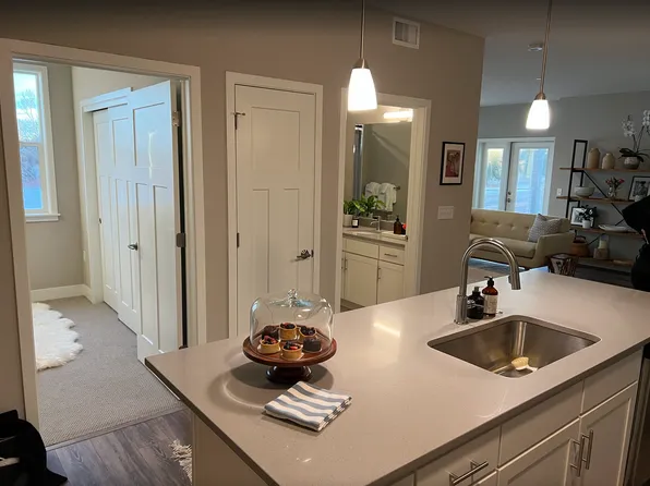 230 S Cherrywood Dr, Lafayette, CO 80026