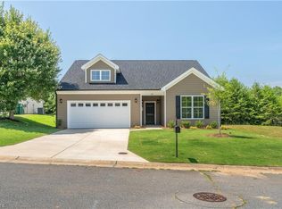 1110 Mountain Ridge Rd, Rural Hall, NC 27045