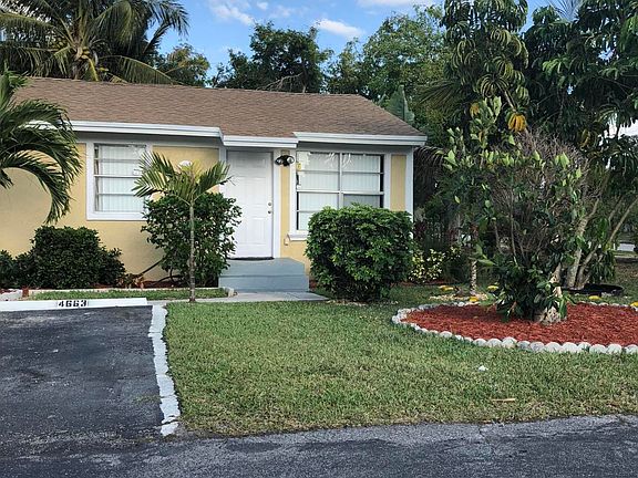 2nd image of 4665 Martha Louise Drive E