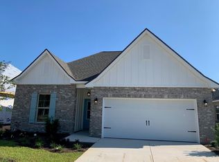 92 Apollo Ave E, Freeport, FL 32439