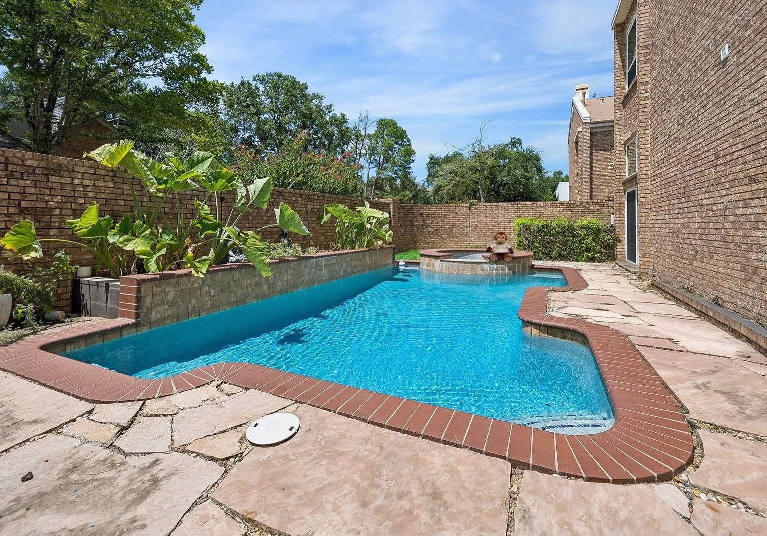 Move-in Ready by The Galleria For Lease! — Photo 1
