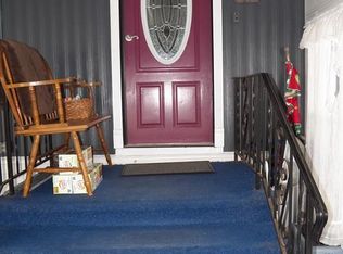 9 Stagecoach Dr, Brookfield, MA 01506