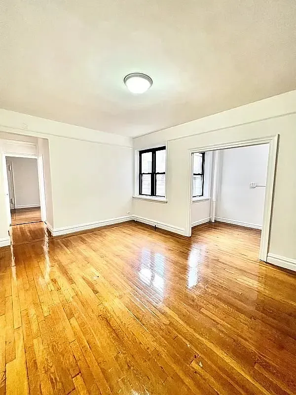 35-64 81st Street R4M