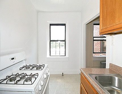 3rd image of 9440 210th St APT 4C