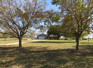 169 Elm Creek Rd, Rockdale, TX 76567