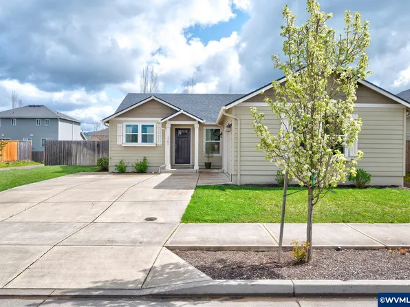 1501 Washington St, Independence, OR 97351