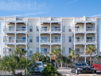 103 Charlotte Ave APT 106, Carolina Beach, NC, 28428
