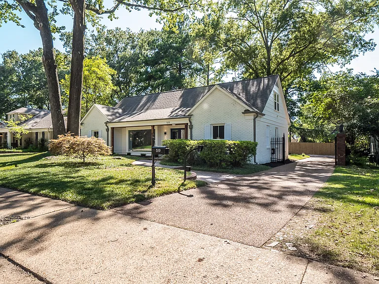 519 Thorn Ridge Cv — Photo 45