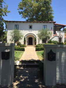 1913 Brigden Rd, Pasadena, CA, 91104