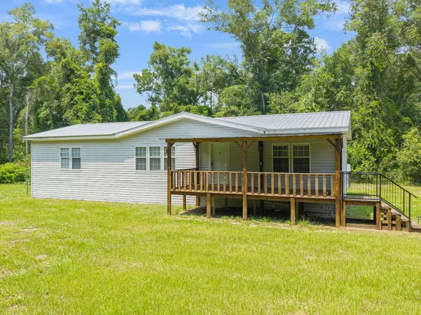 320 SW Trenton Ter, Fort White, FL 32038