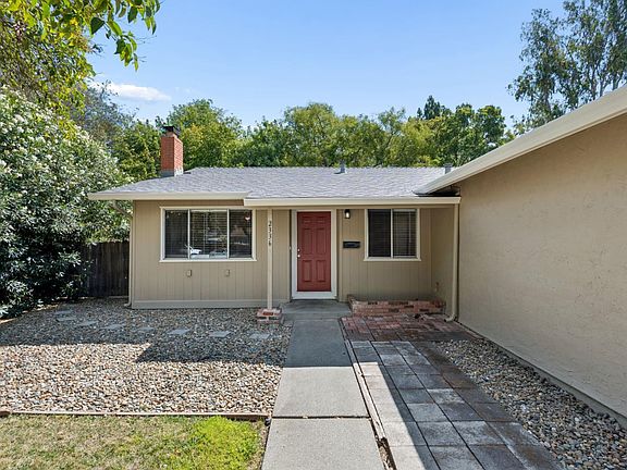 2nd image of 2336 Grouse Ct